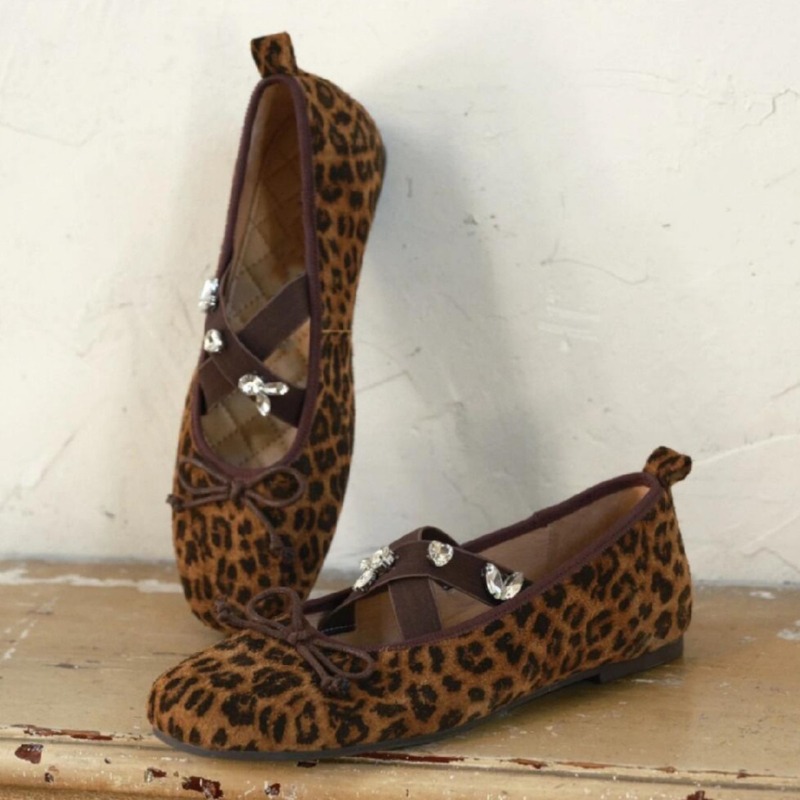 Embroidery Flower Ballet Flats - огляд і ціна Women Shoes Brand