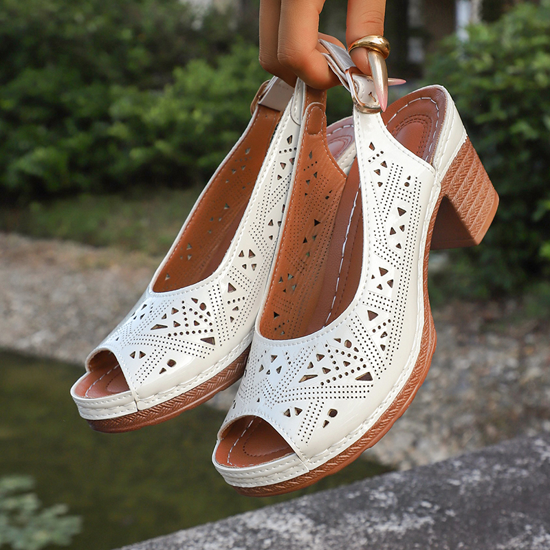 Vintage Hollow Out High Heels  - огляд і ціна Jelly Sandal Women