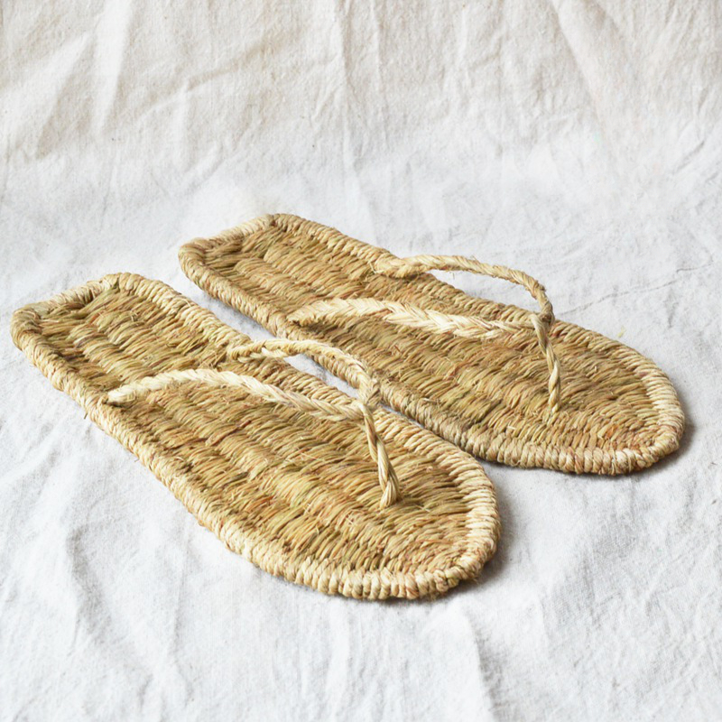 Straw Sandals for Men and Wome - огляд і ціна Women'S Shoes Hands Free