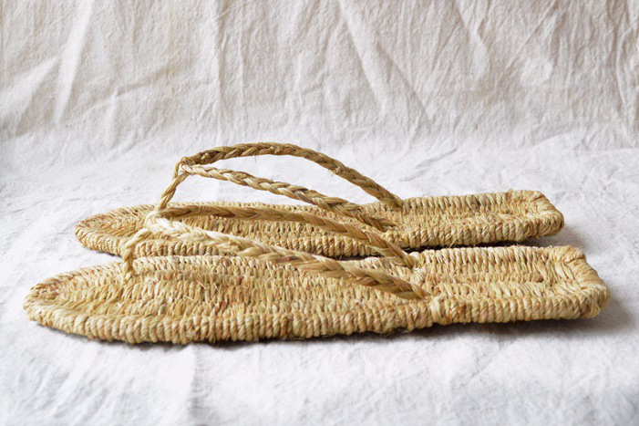 Straw Sandals for Men and Wome - огляд і ціна Women'S Shoes Hands Free