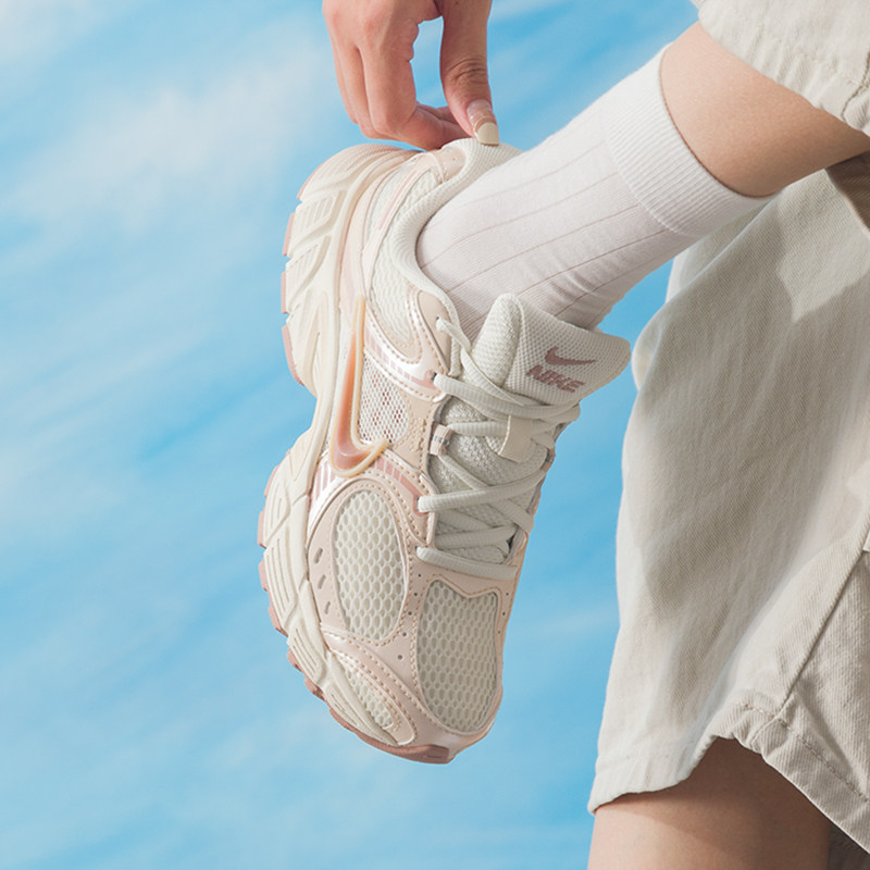 Nike Women Casual Shoes Breath - огляд і ціна Women Shoes Nike