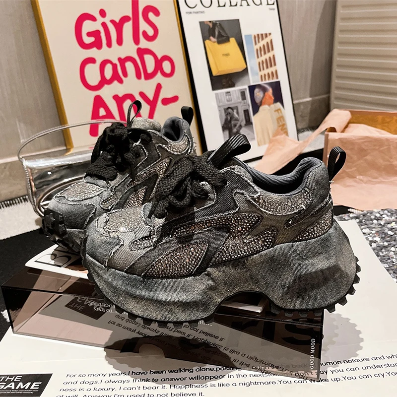 Women's Sneaker Crystal Platfo - огляд і ціна Women'S Shoes Hike