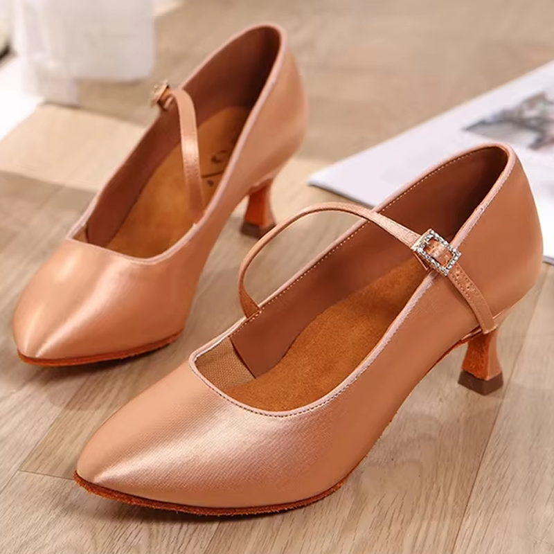 hot Women's dance shoes Modern - огляд і ціна Women Shoes Size 4 In Cm